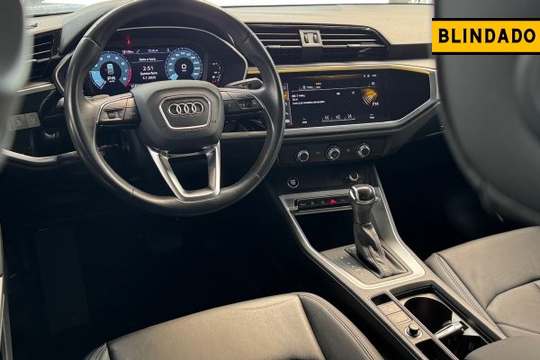 AUDI Q3 2.0 40 TFSI GASOLINA PRESTIGE QUATTRO TIPTRONIC 2022/2023